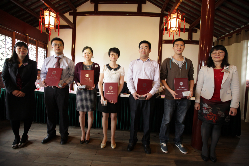 申城回首丰盛堂,秋日共忆康乐园