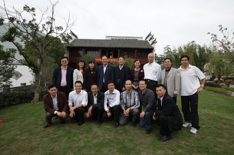 申城回首丰盛堂,秋日共忆康乐园