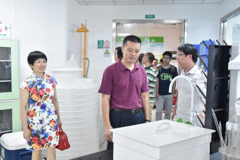 中大直播平台
东莞校友企业走访活动之一